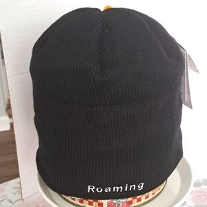 Roaming Waterproof Windproof knit Beanie Fishing Headwear Skiing Running hat NWT